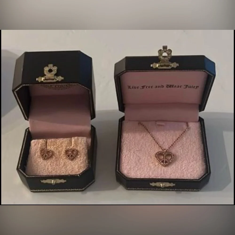 Juicy Couture Jewelry (5 pieces of Jewelry) - Picture 3 of 4